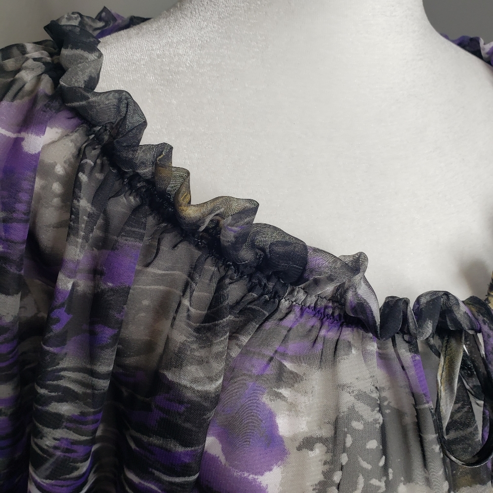 Romeo & Juliet couture sheer ruffled purple animal print blouse size small - Picture 5 of 11